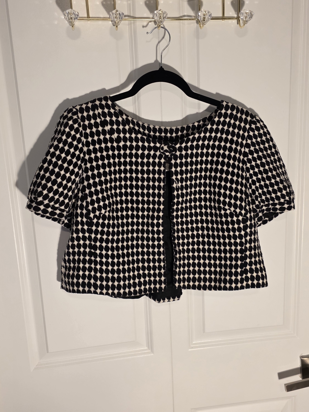 LOFT Black and White Geometric Short Sleeve Top